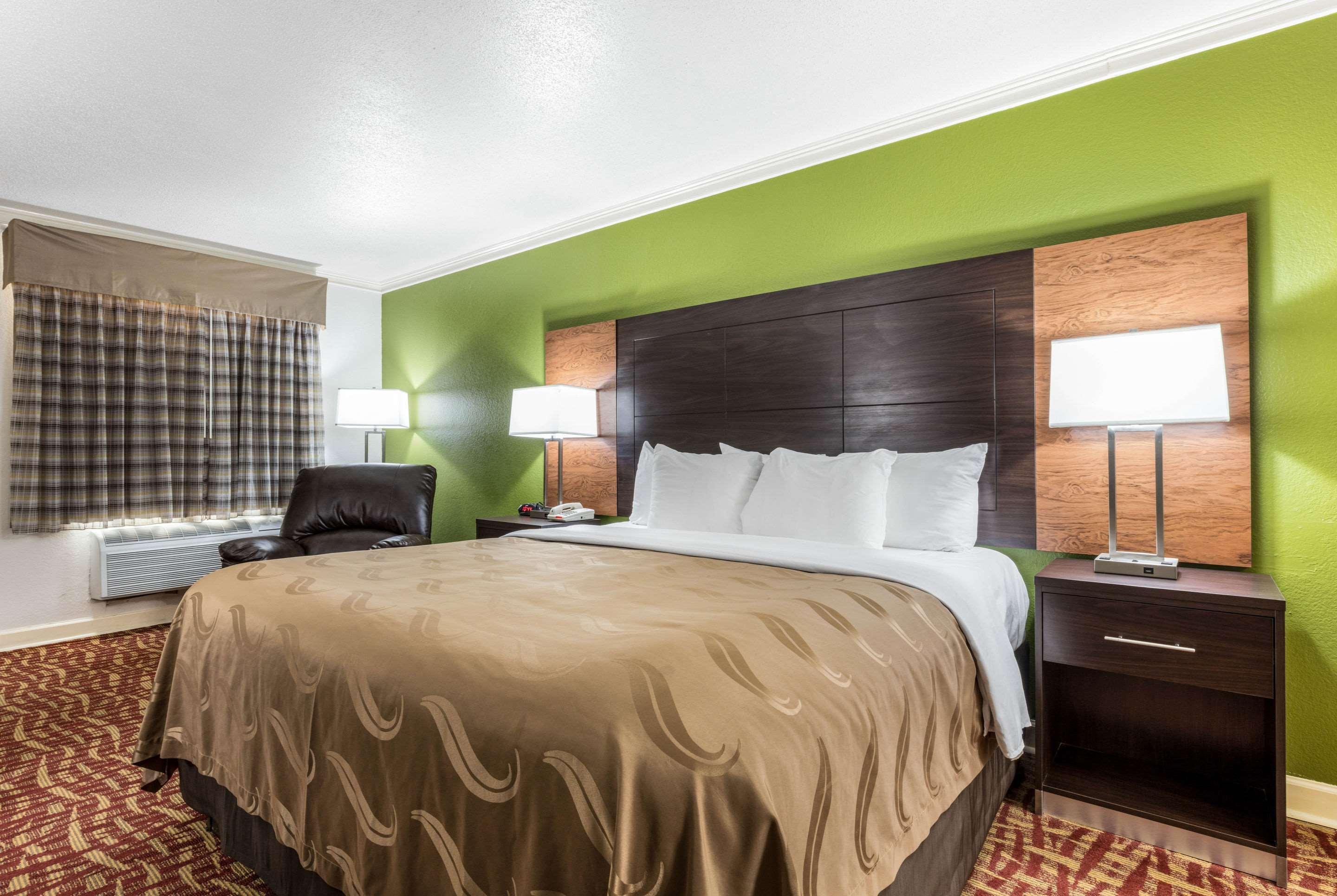 Quality Inn Forrest City I-40 Экстерьер фото