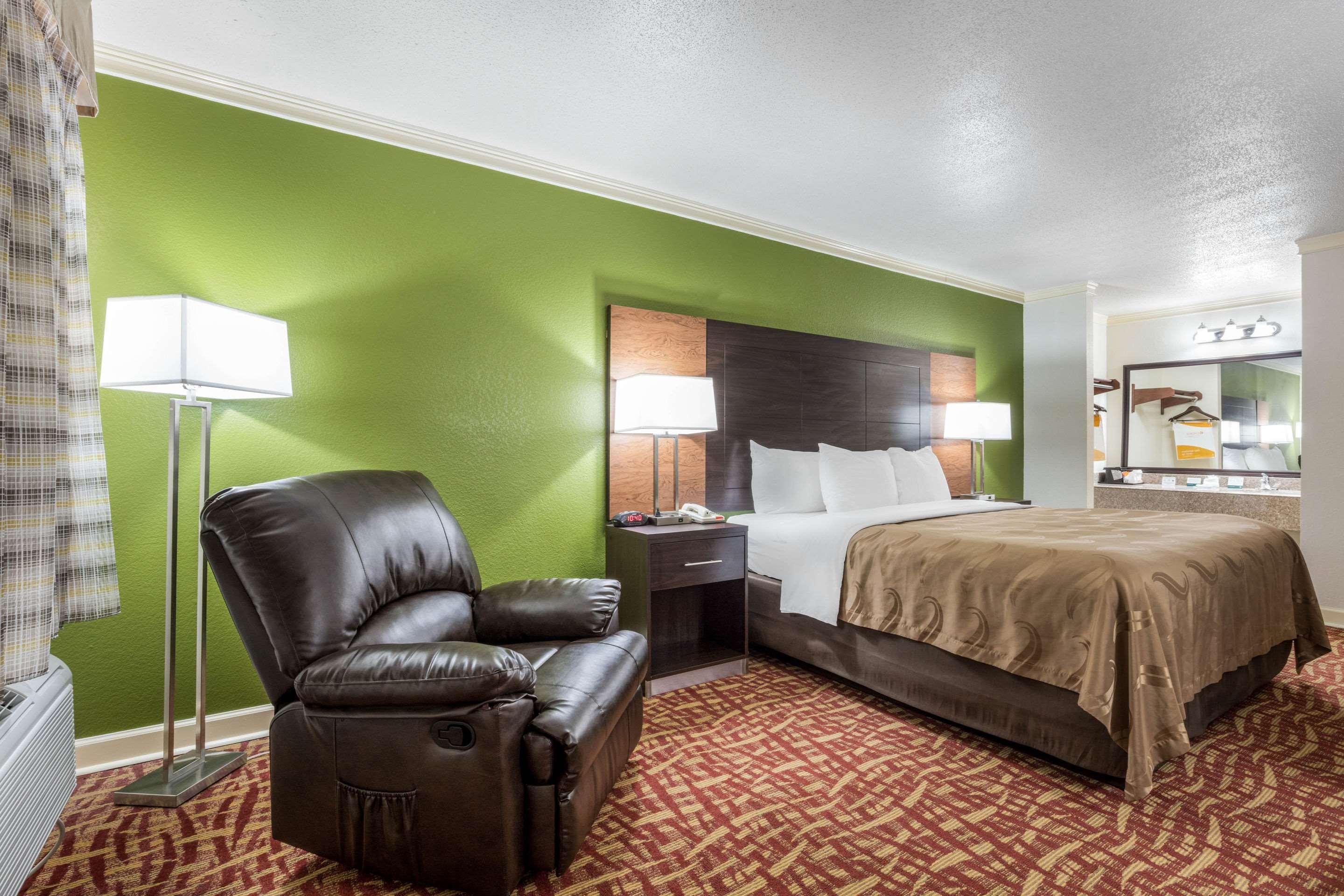 Quality Inn Forrest City I-40 Экстерьер фото