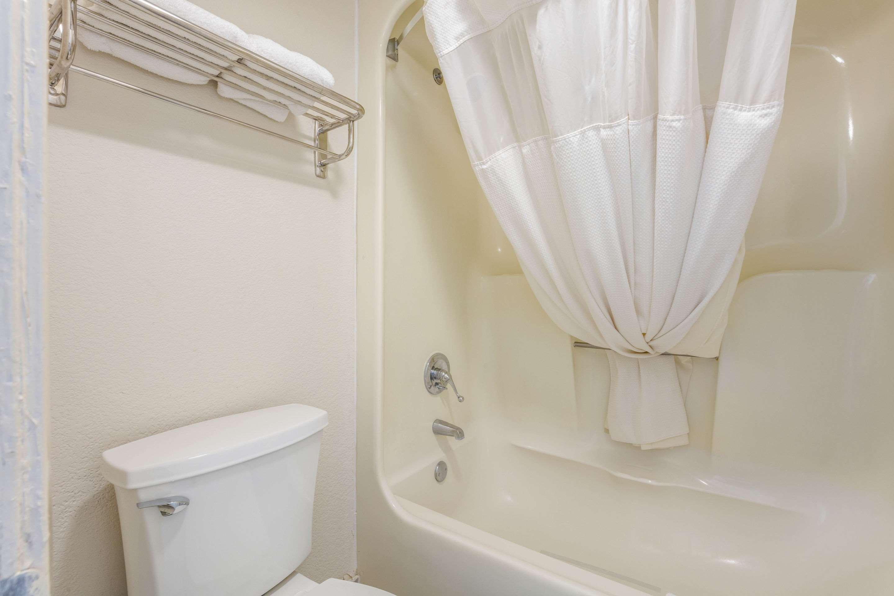 Quality Inn Forrest City I-40 Экстерьер фото