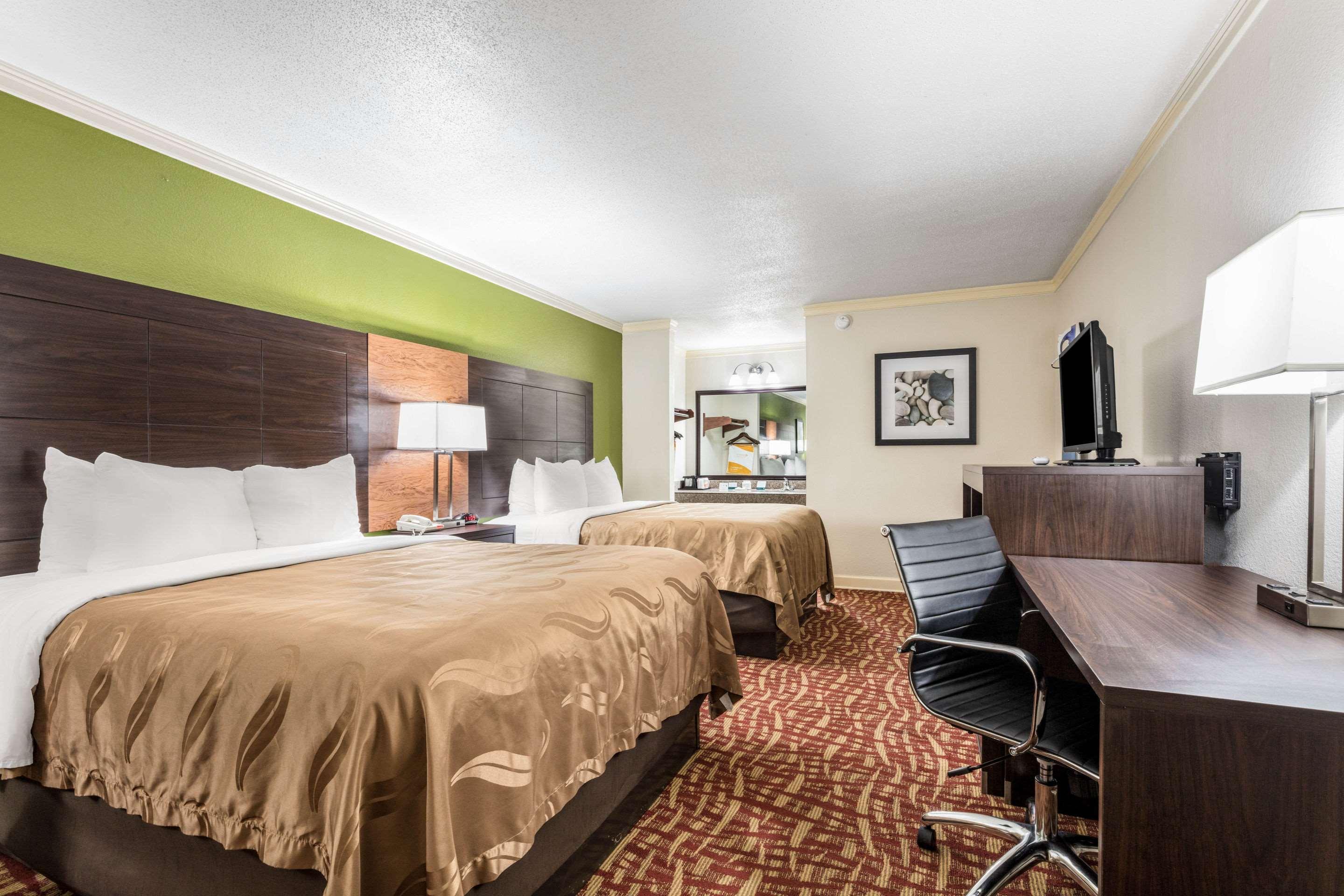 Quality Inn Forrest City I-40 Экстерьер фото