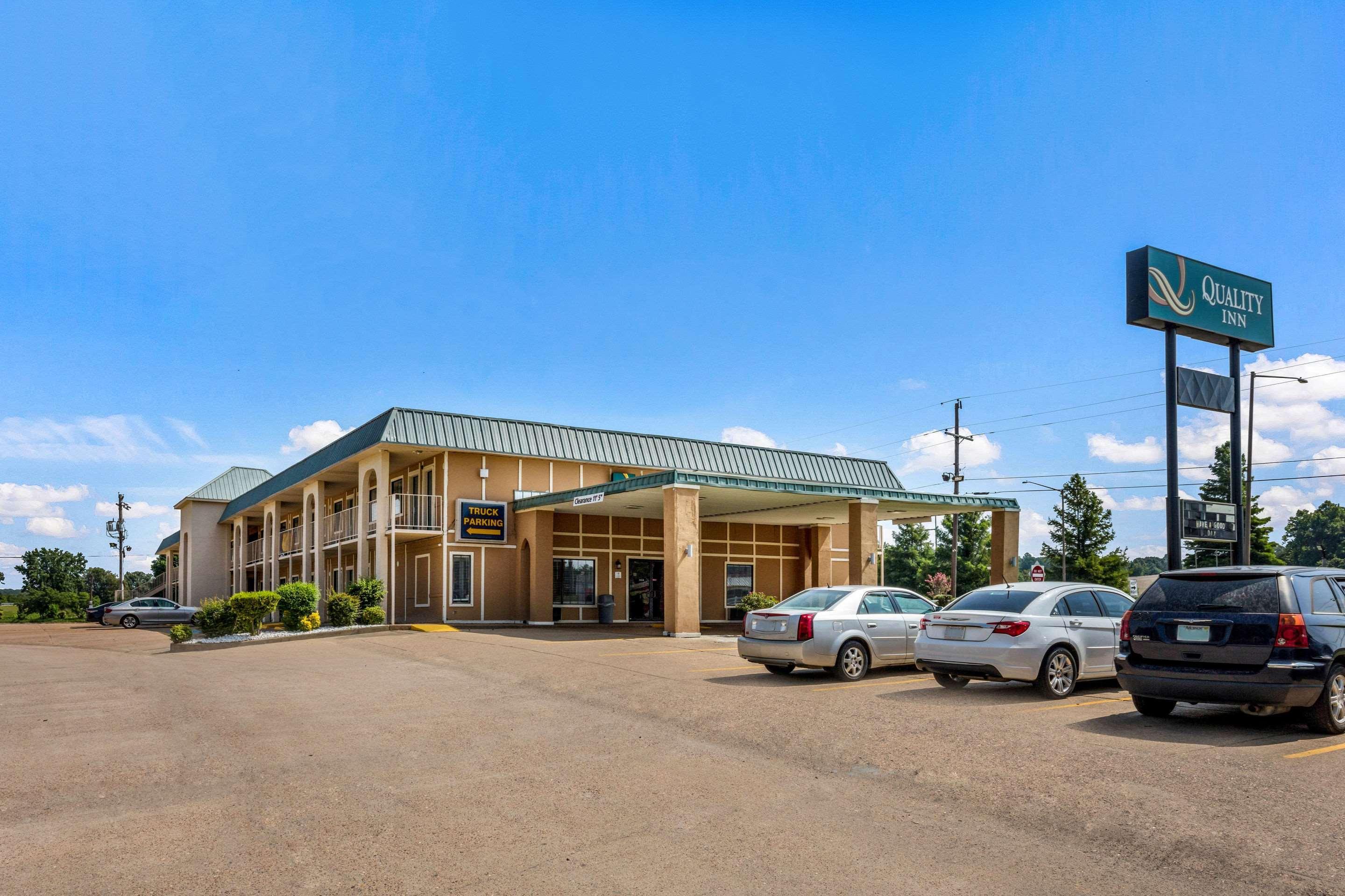 Quality Inn Forrest City I-40 Экстерьер фото